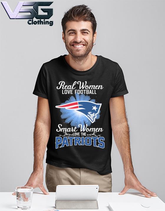 This Dad Loves His New England Patriots T-Shirt - T-shirts Low Price