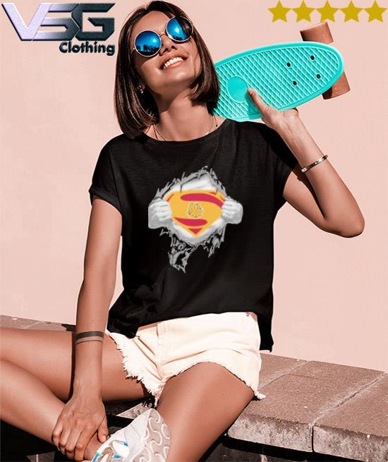 Girl with best sale superman shirt